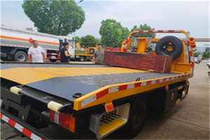 海原附近拖车电话号码服务