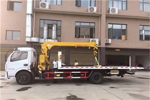 海原附近汽车轮胎更换